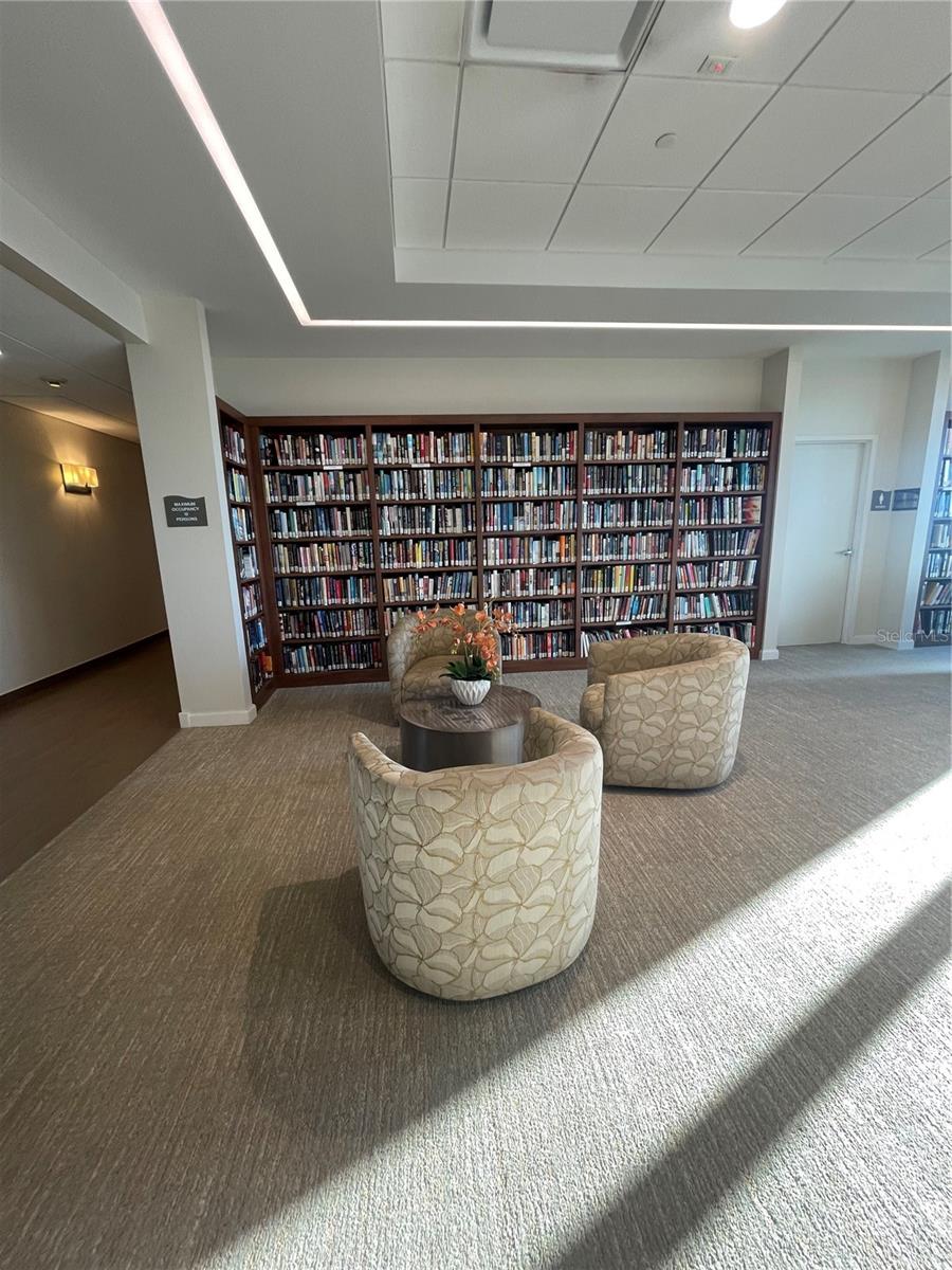 BAYFRONT TOWER CONDO - Residential Lease