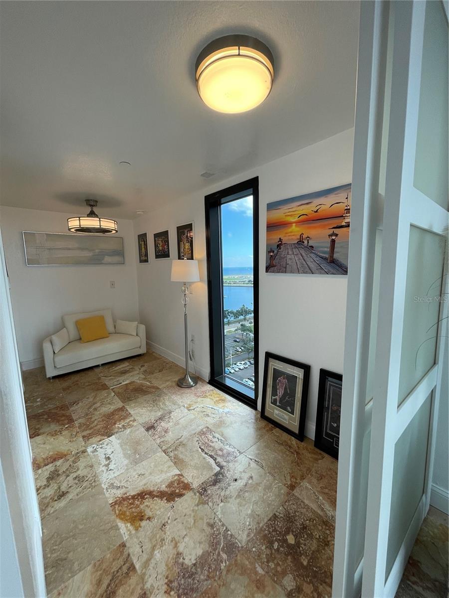 BAYFRONT TOWER CONDO - Residential Lease
