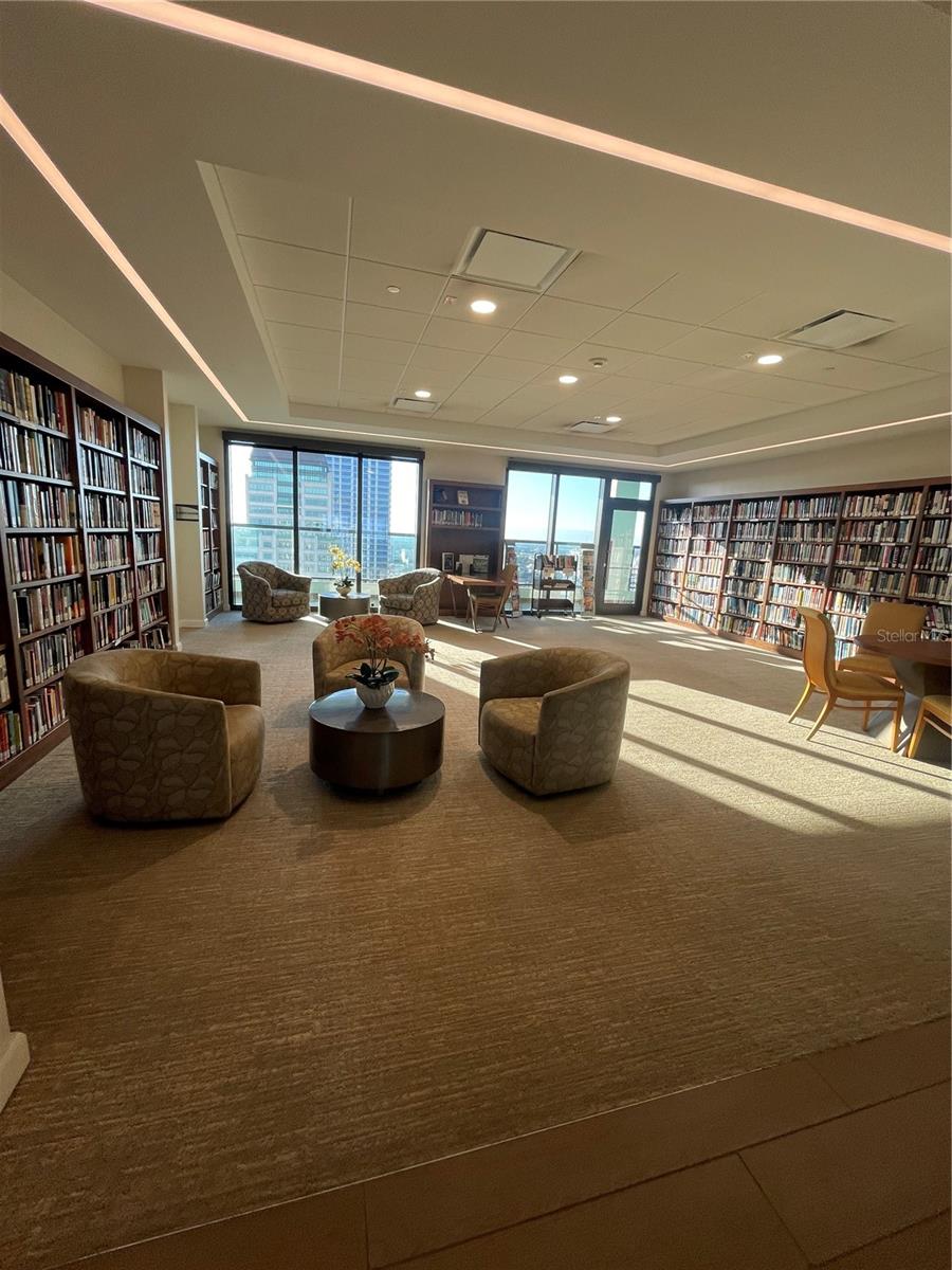 BAYFRONT TOWER CONDO - Residential Lease