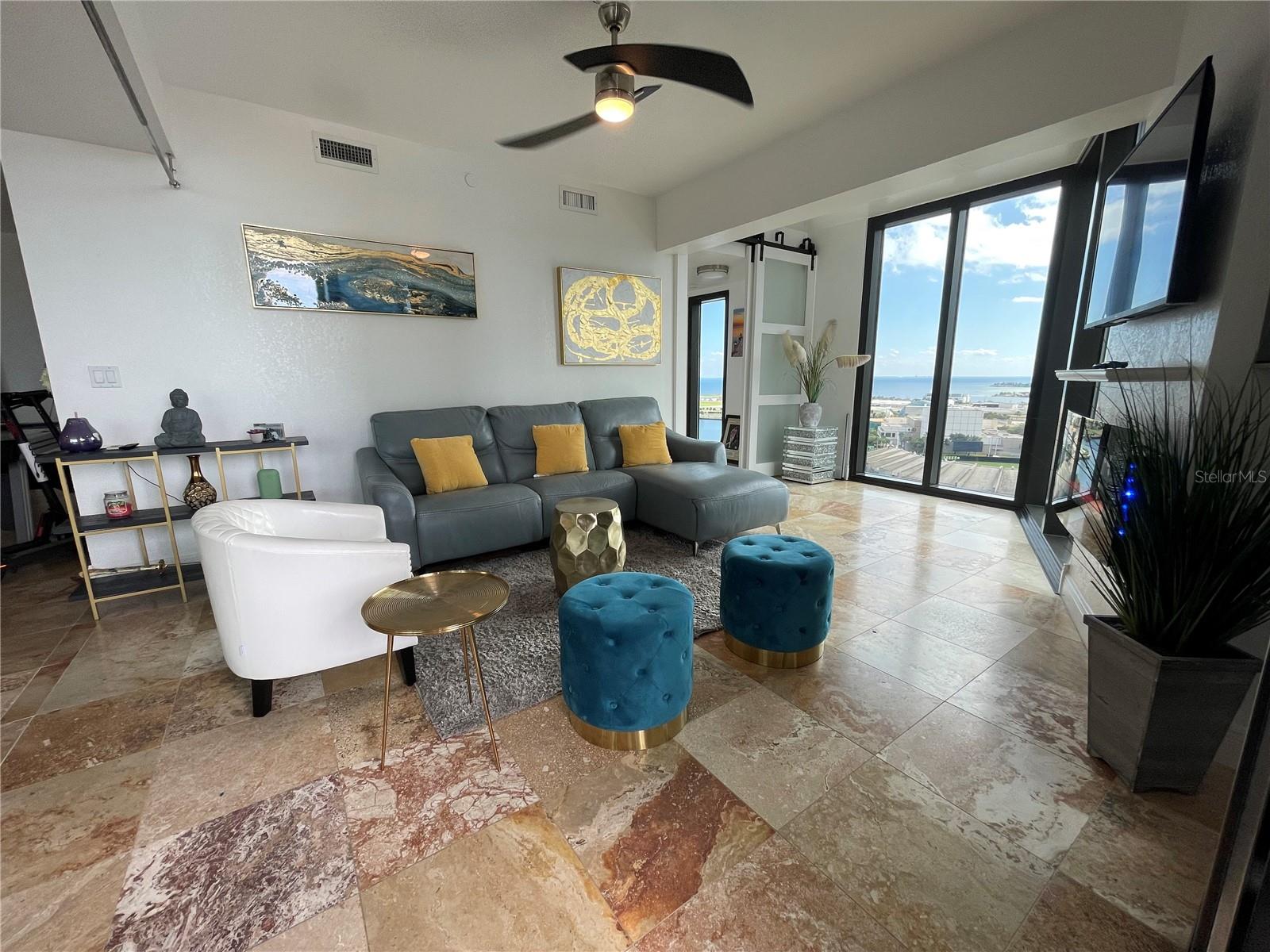 BAYFRONT TOWER CONDO - Residential Lease