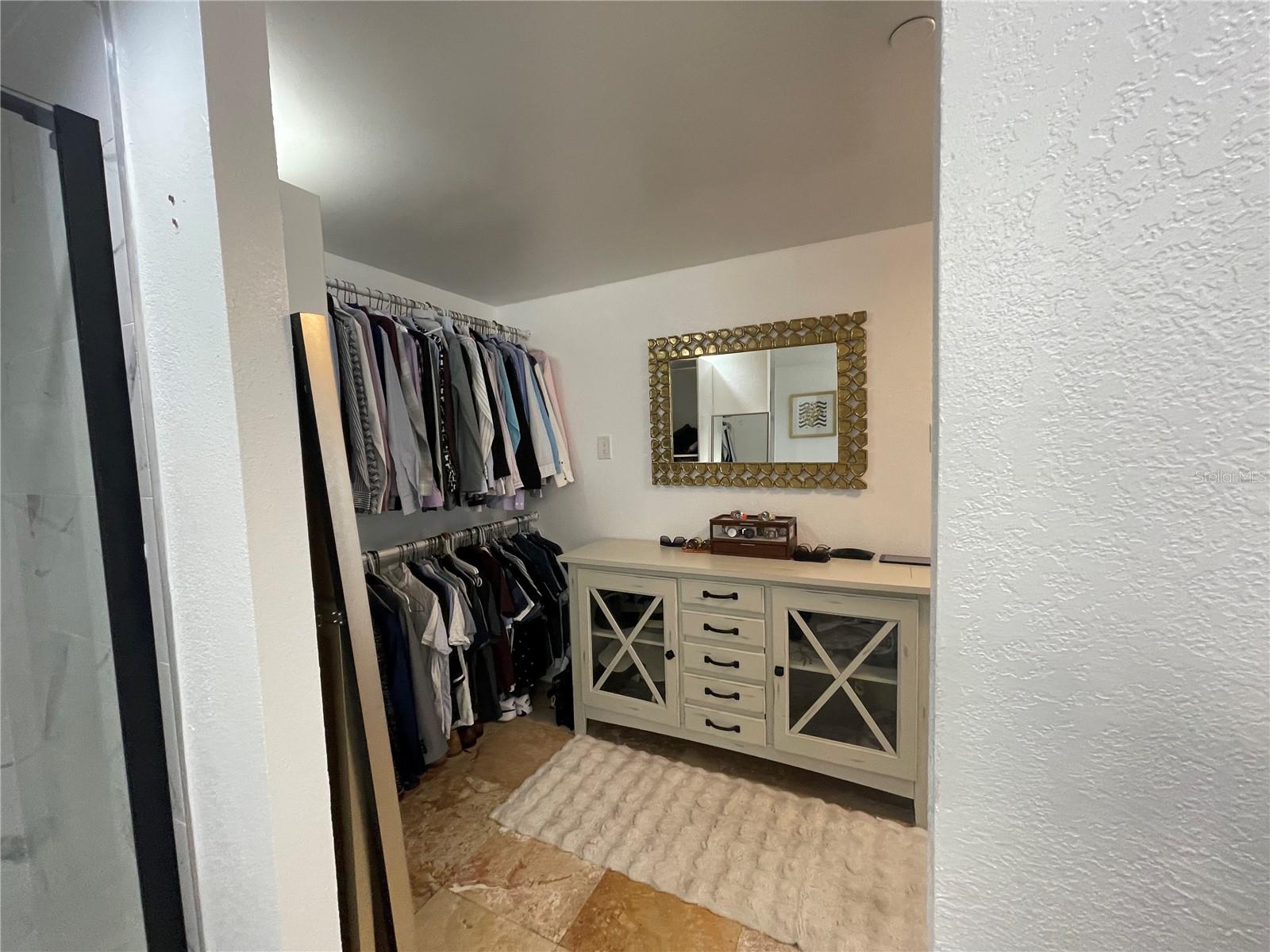 BAYFRONT TOWER CONDO - Residential Lease