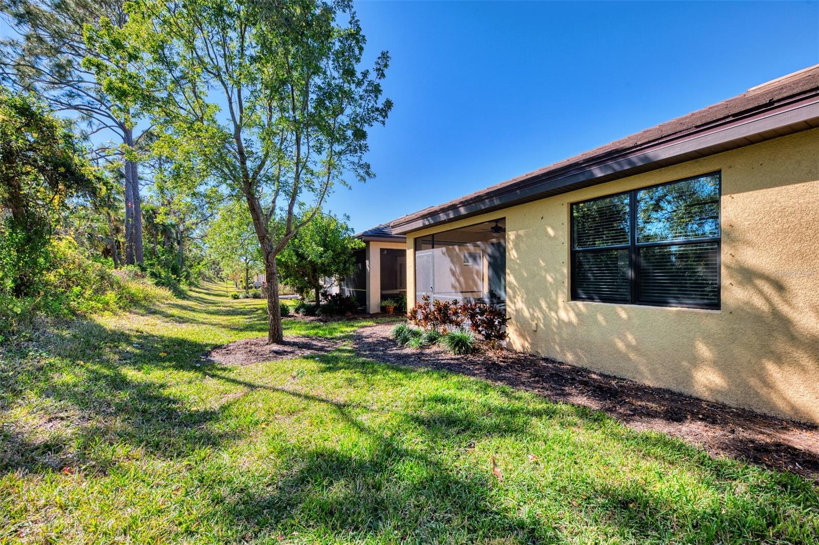 PRESERVE/WEST VLGS PH 1 - Residential Lease