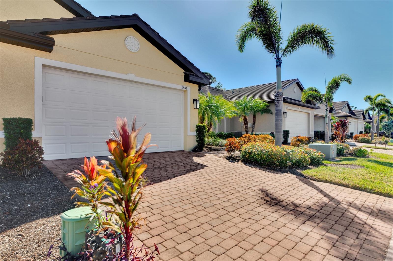 PRESERVE/WEST VLGS PH 1 - Residential Lease