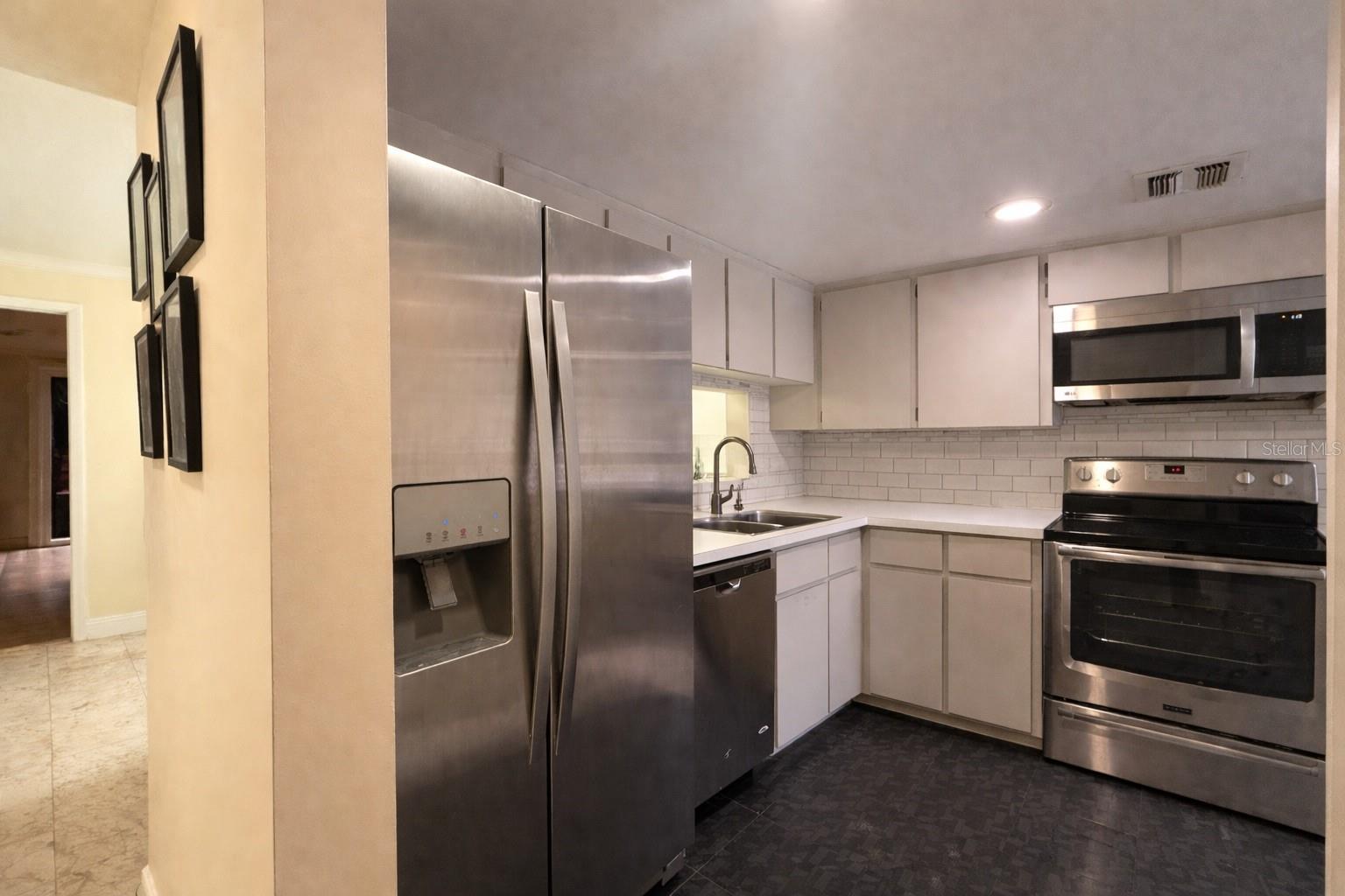 CYPRESS WOODS CONDO - Residential