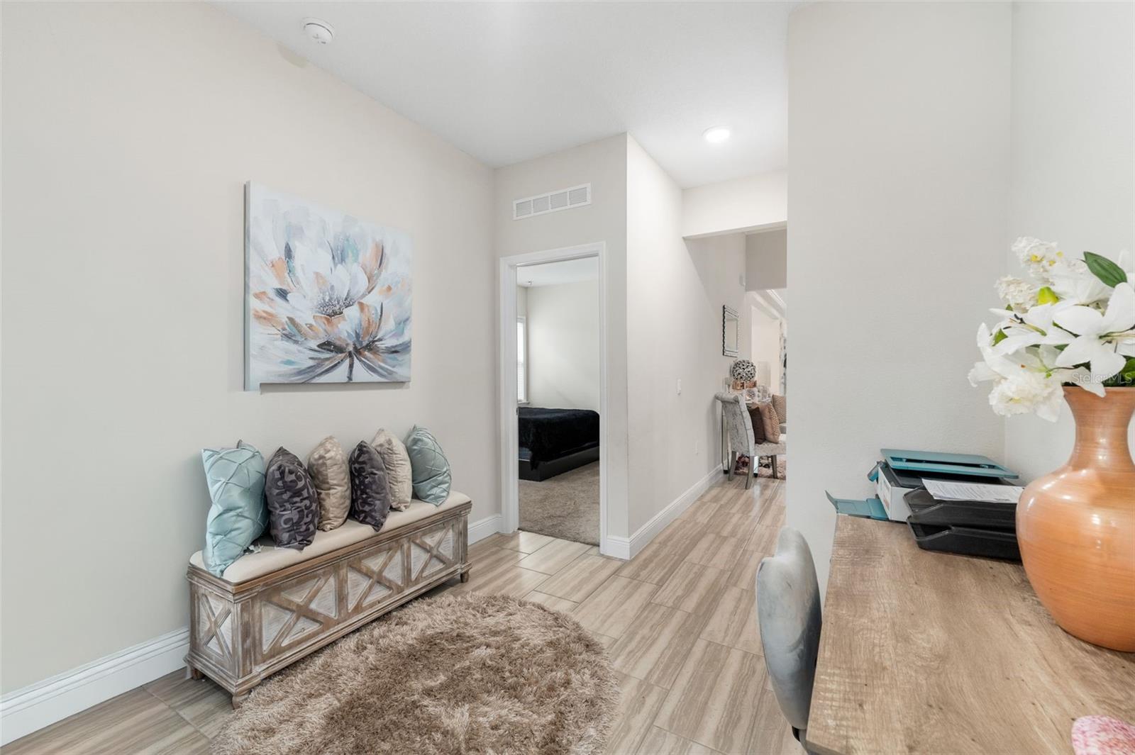 HALF MOON STATION - Residential