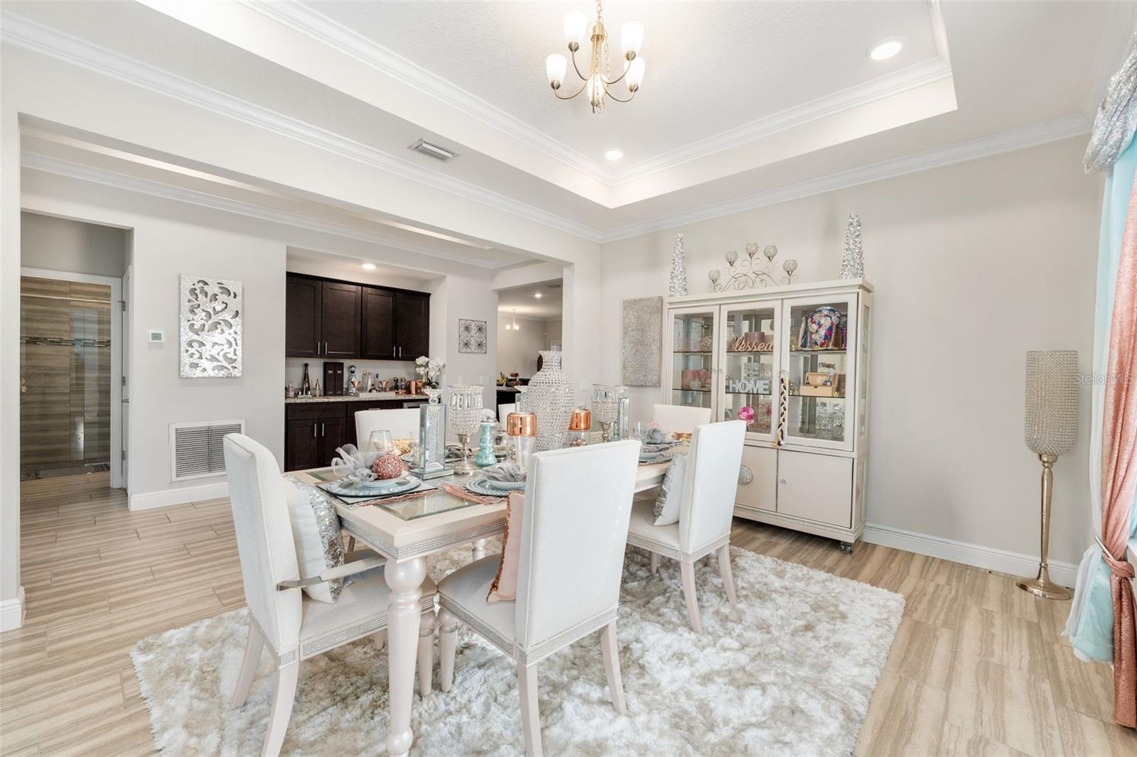 HALF MOON STATION - Residential