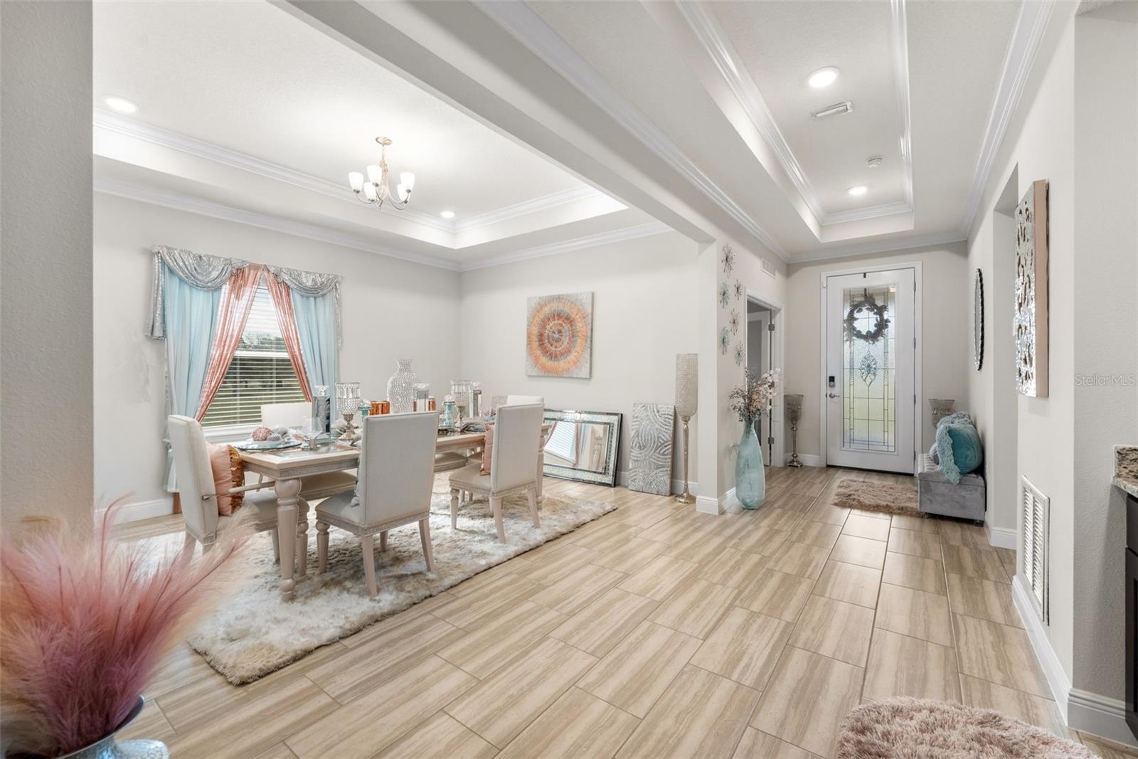 HALF MOON STATION - Residential