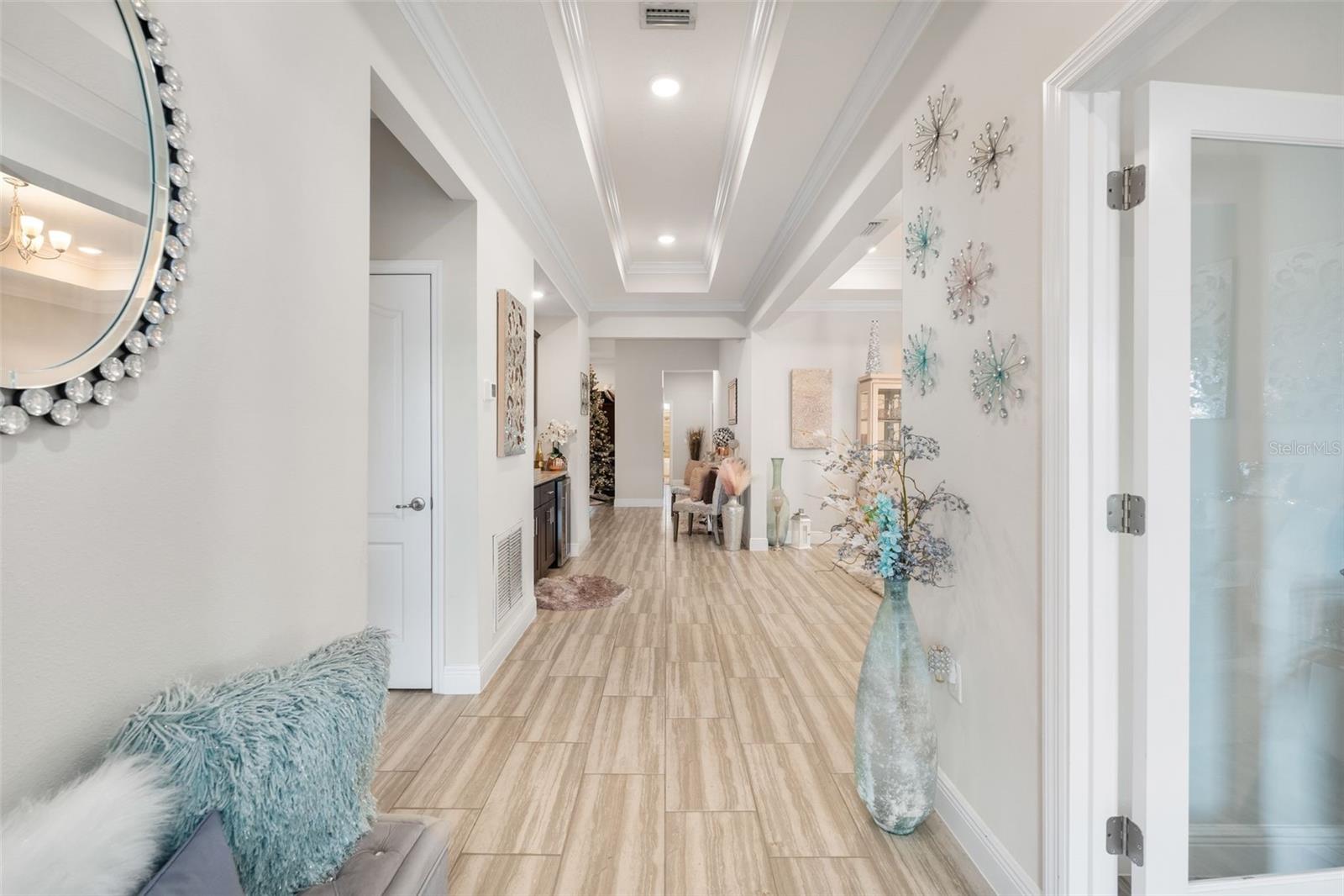 HALF MOON STATION - Residential