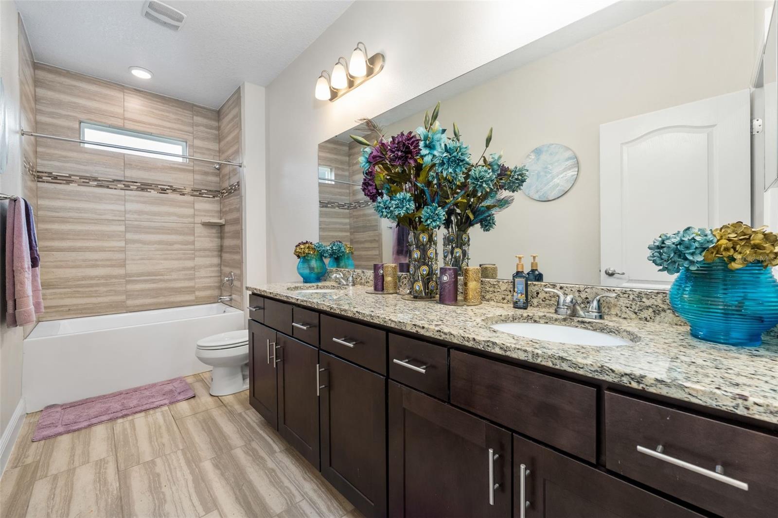 HALF MOON STATION - Residential