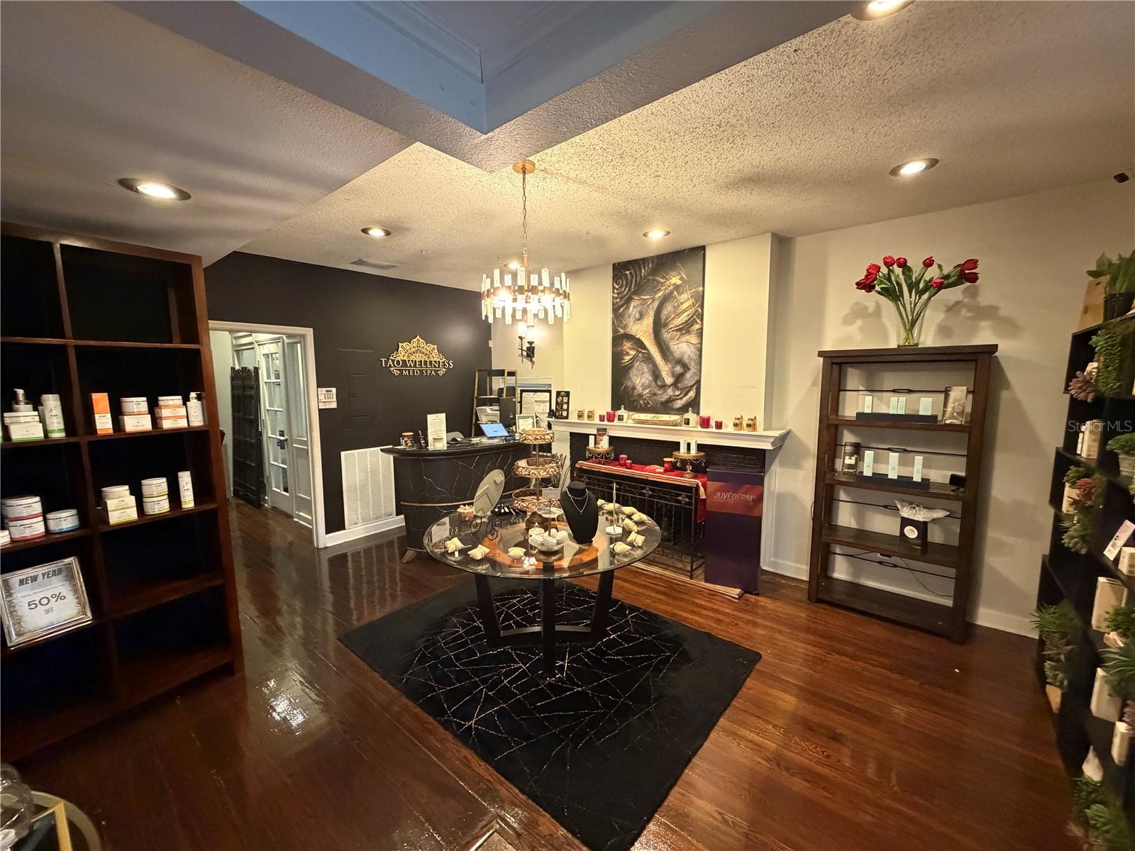 CORRONELLA - Commercial Sale