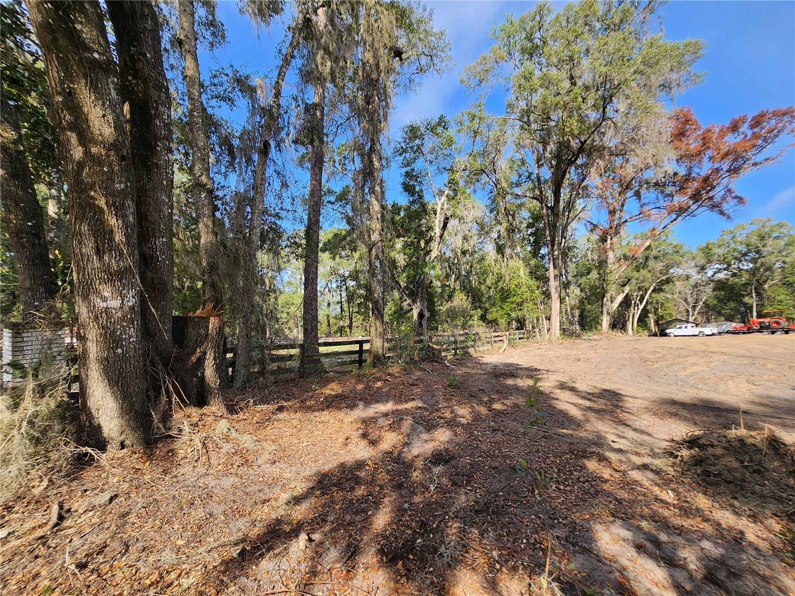 BELLEVIEW HEIGHTS ESTATE - Land