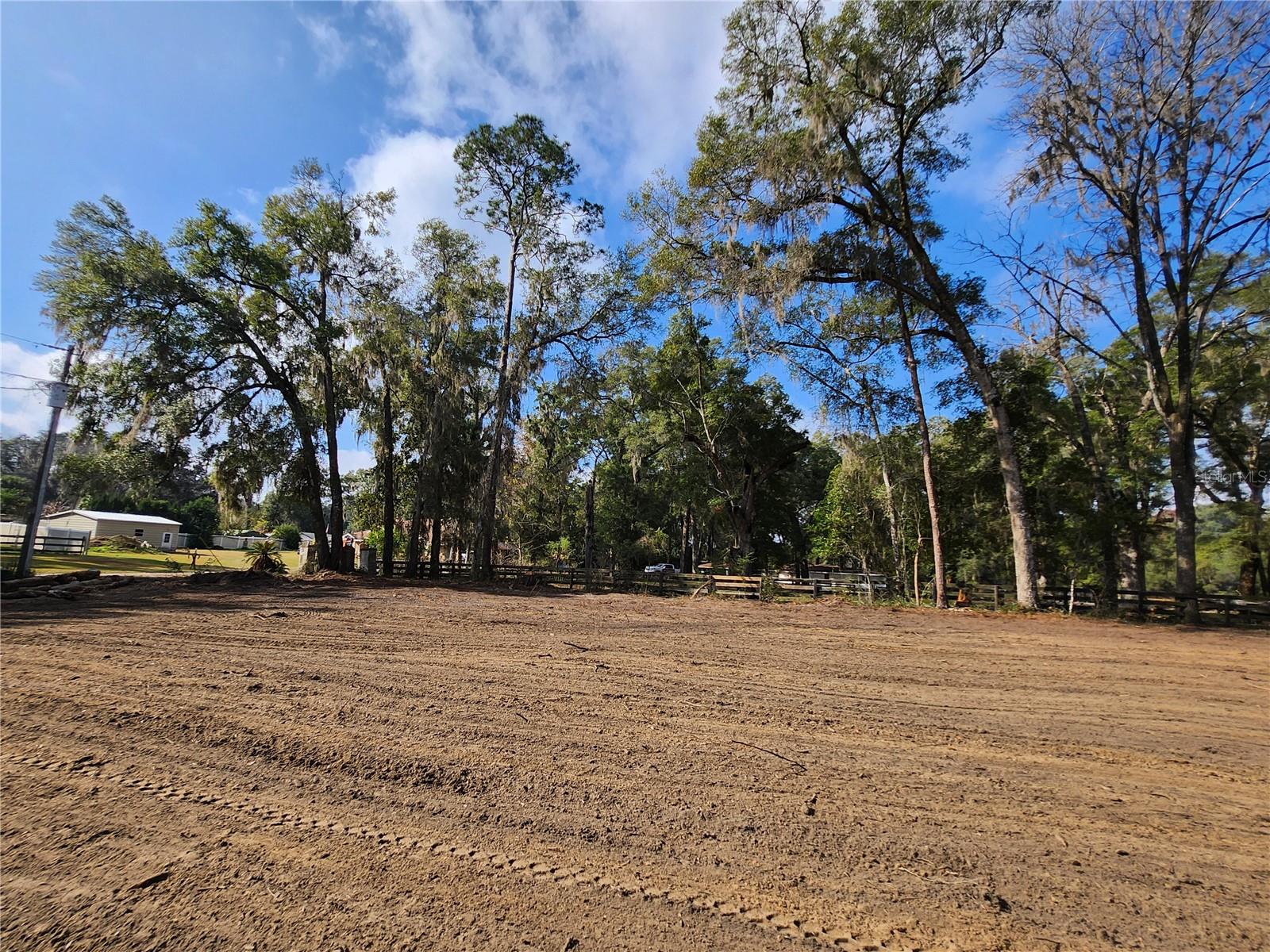 BELLEVIEW HEIGHTS ESTATE - Land