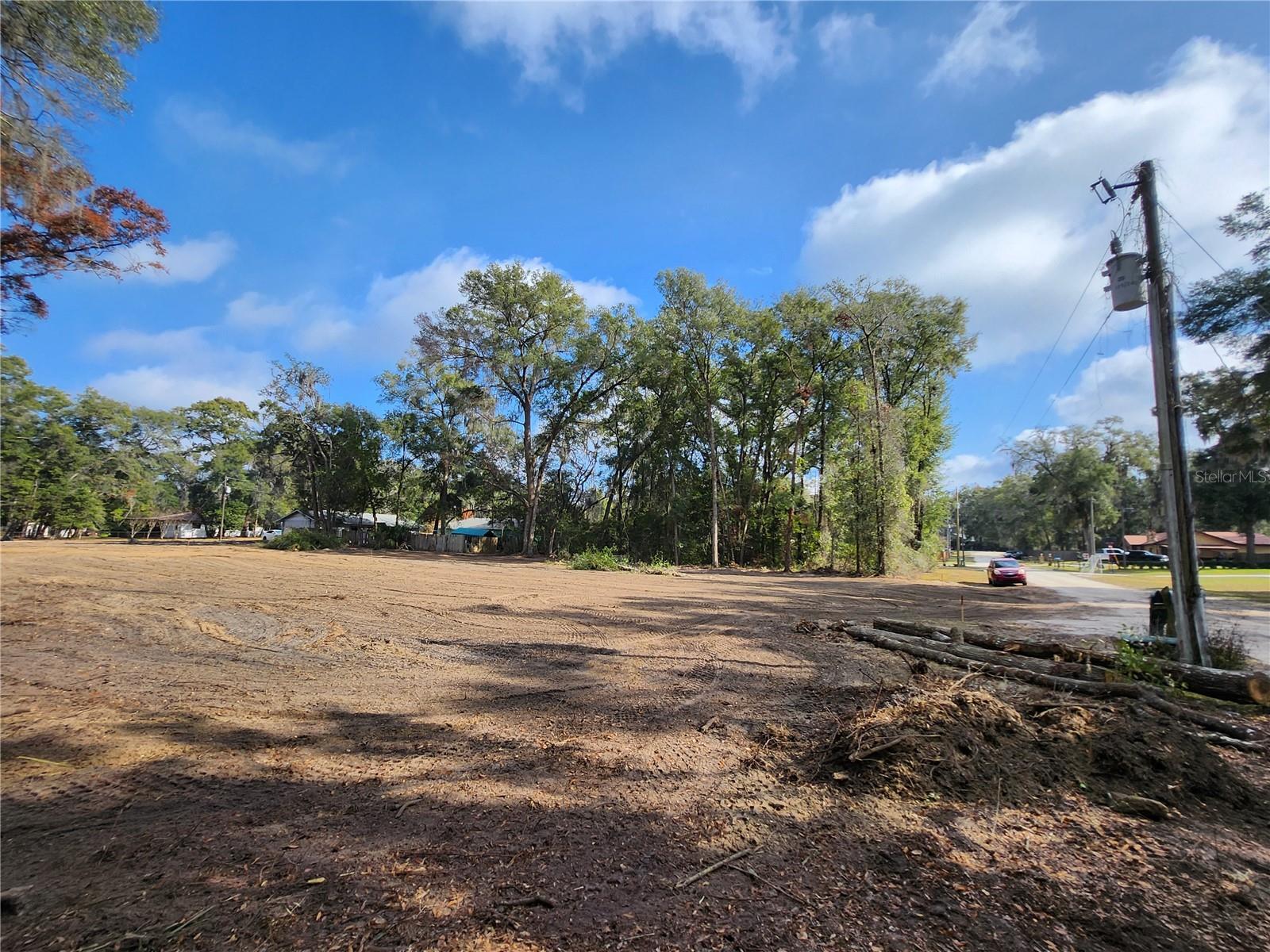 BELLEVIEW HEIGHTS ESTATE - Land