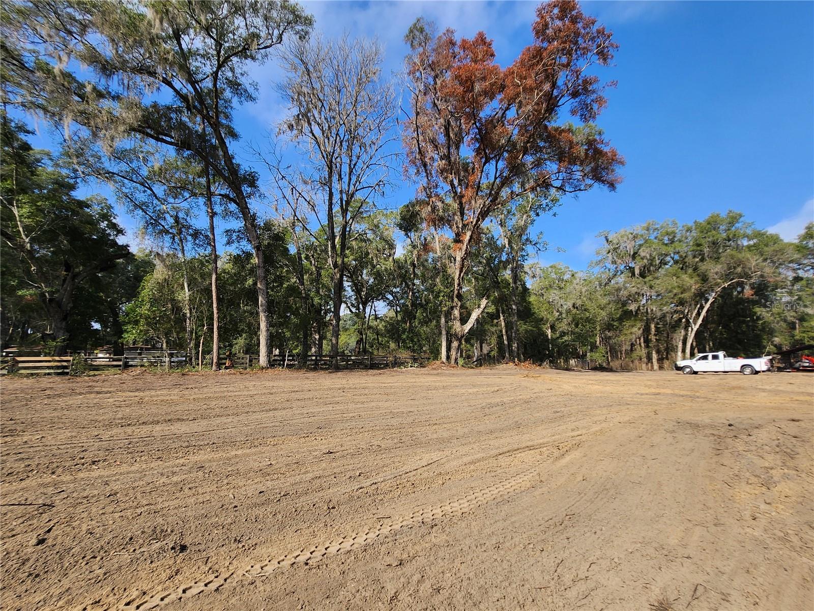 BELLEVIEW HEIGHTS ESTATE - Land