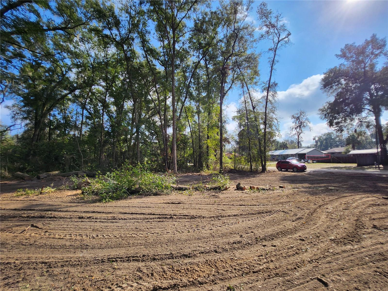 BELLEVIEW HEIGHTS ESTATE - Land