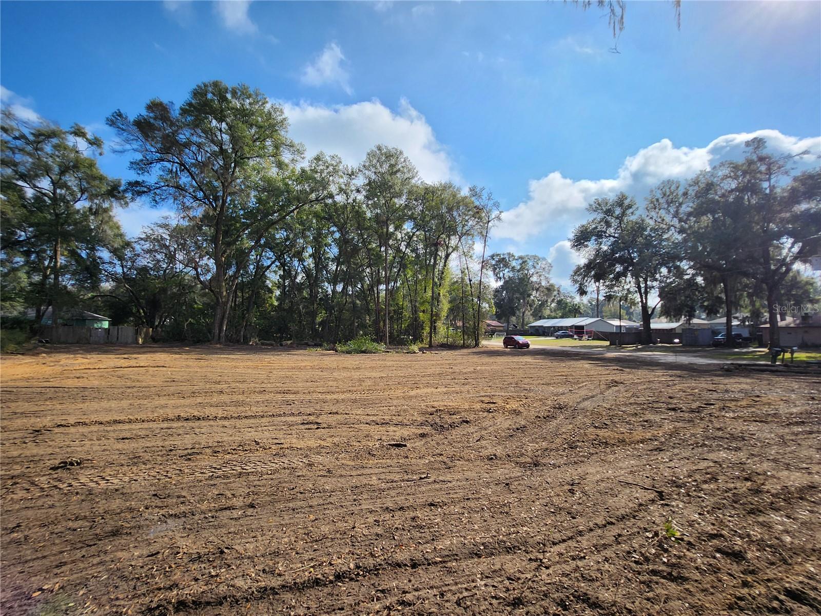 BELLEVIEW HEIGHTS ESTATE - Land