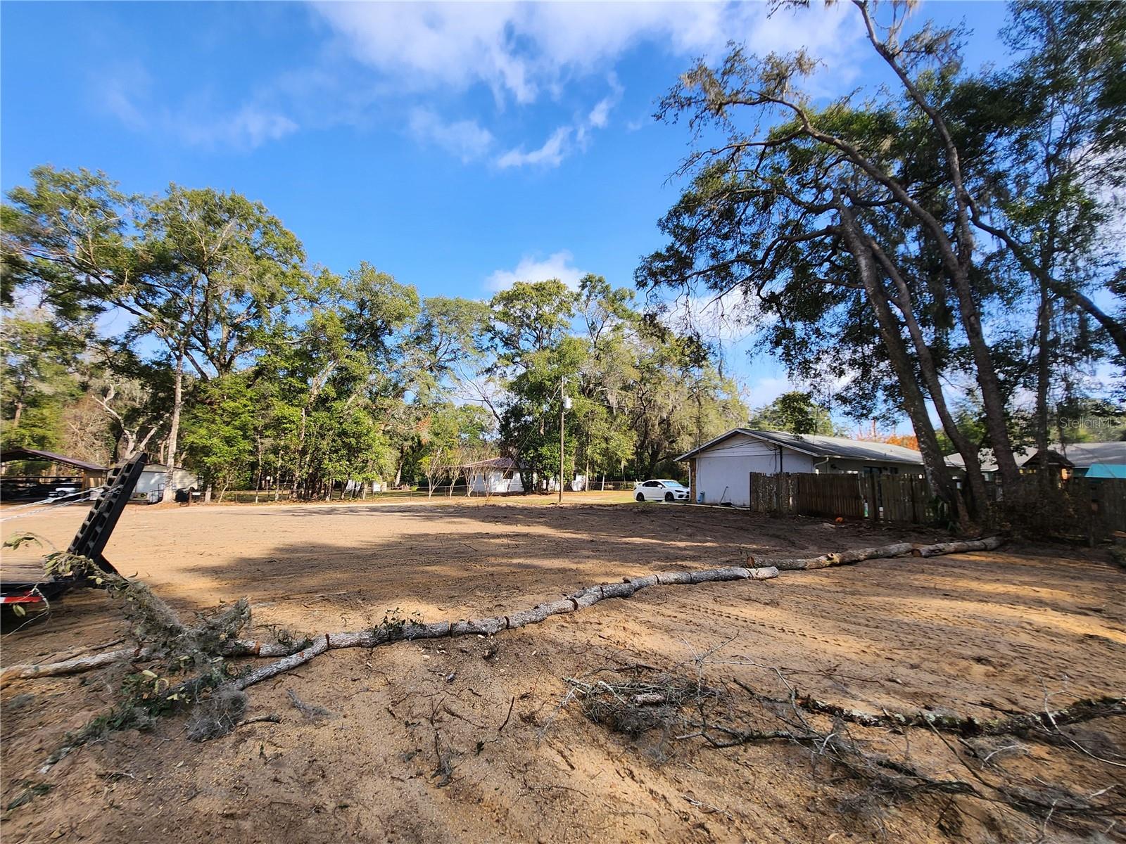 BELLEVIEW HEIGHTS ESTATE - Land