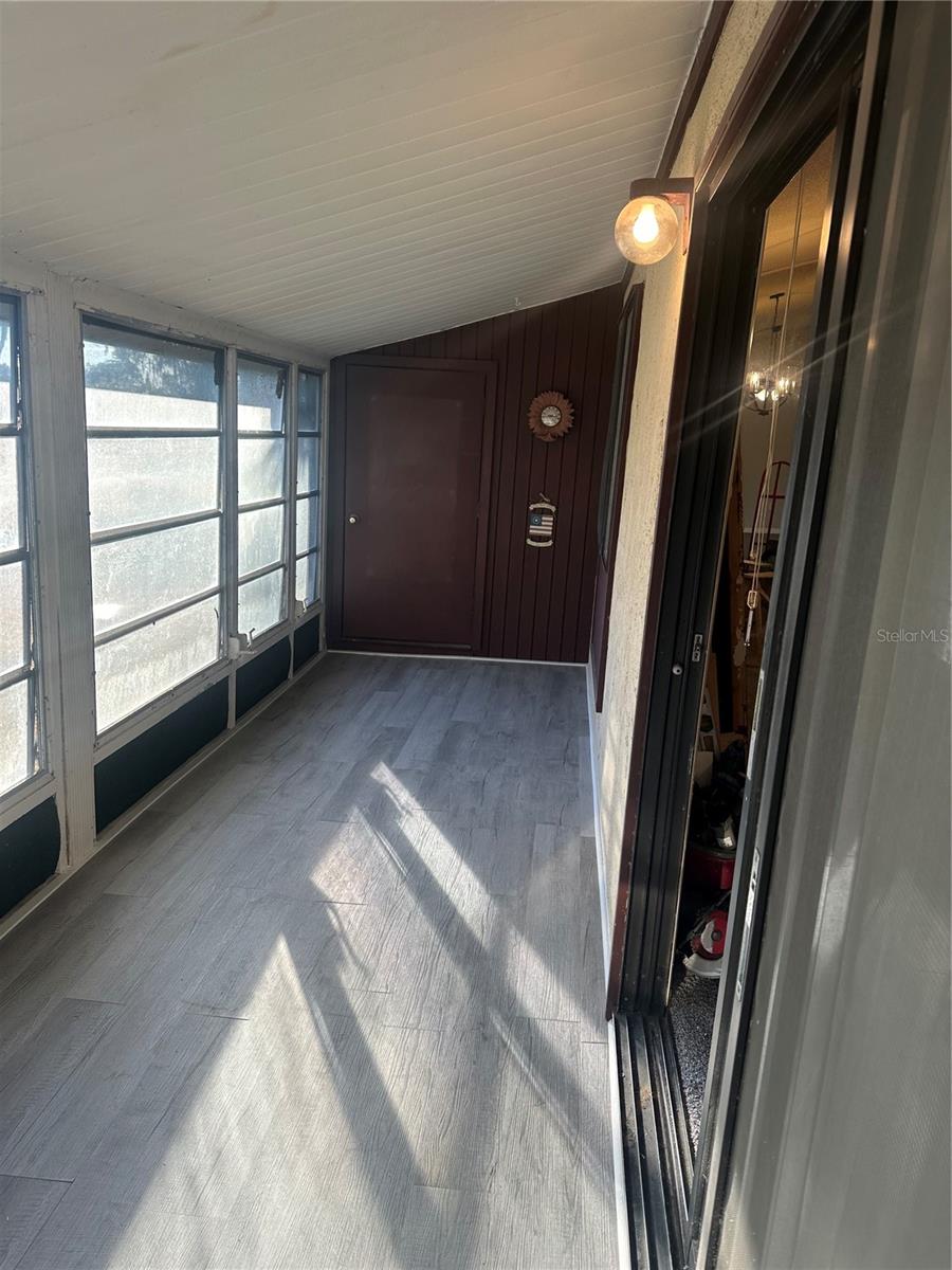 FAIRWAYS/SILVER SPGS SHORES CO - Residential