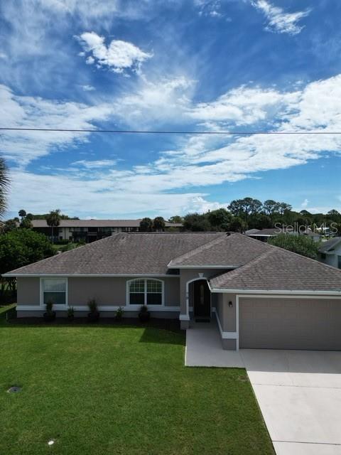 Photo of 70 Fleming Court, Palm Coast, FL 32137 (MLS # O6438002)