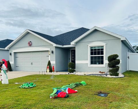 A home in LAKELAND