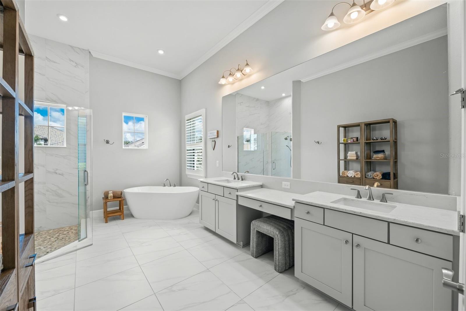 AZARIO ESPLANADE PH II SUBPH A, B & C - Residential