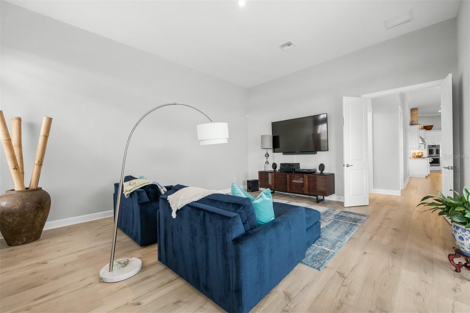 AZARIO ESPLANADE PH II SUBPH A, B & C - Residential