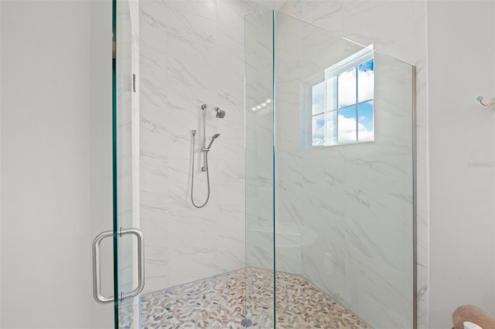 AZARIO ESPLANADE PH II SUBPH A, B & C - Residential