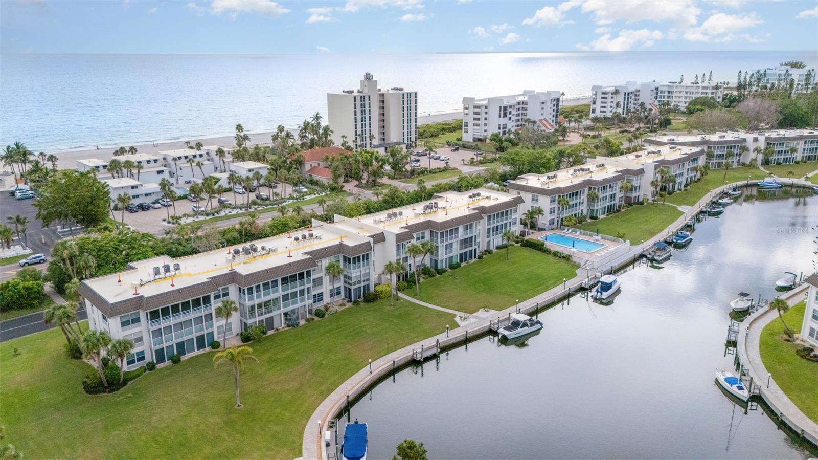 LONGBOAT HARBOUR - Residential