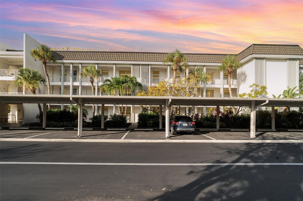 Photo of 4350 Chatham Drive #E106, Longboat Key, FL 34228 (MLS # A4657888)