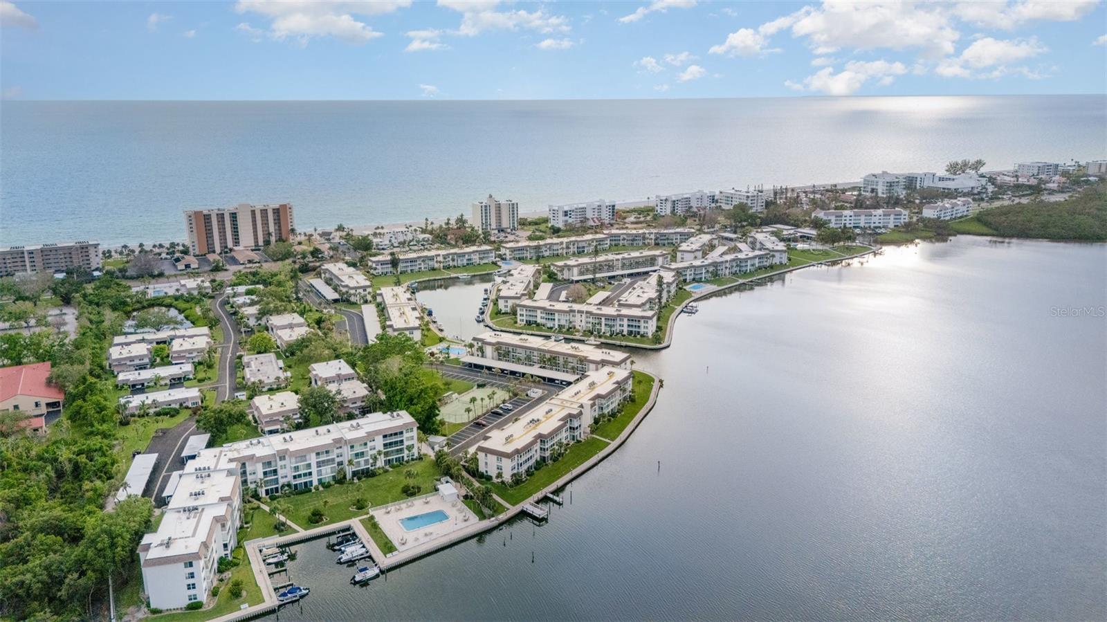 LONGBOAT HARBOUR - Residential