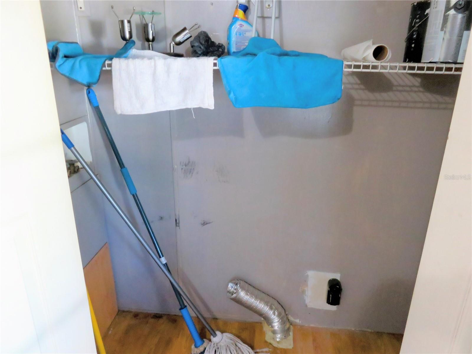 BELLEVIEW HILLS - Residential