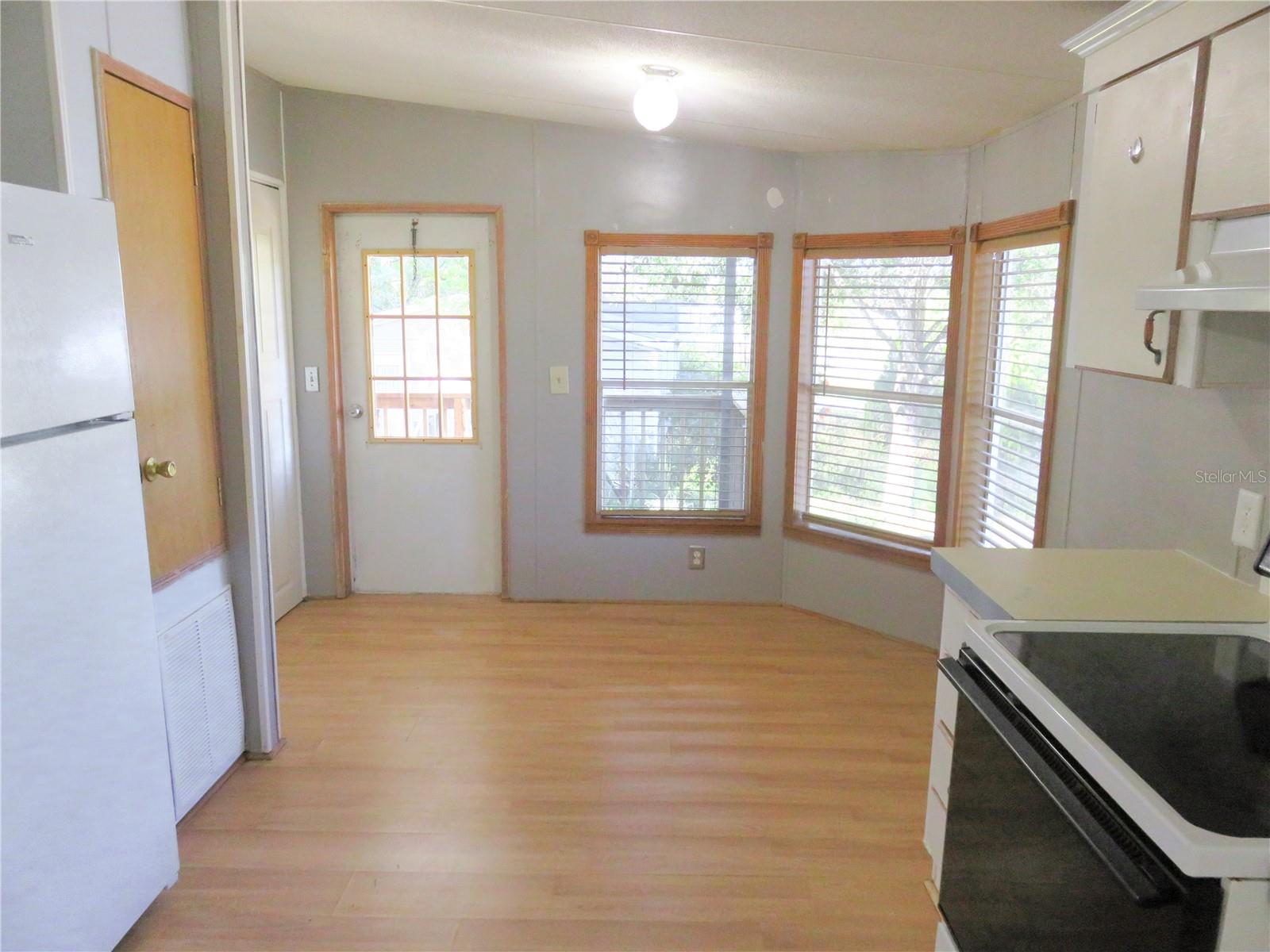 BELLEVIEW HILLS - Residential