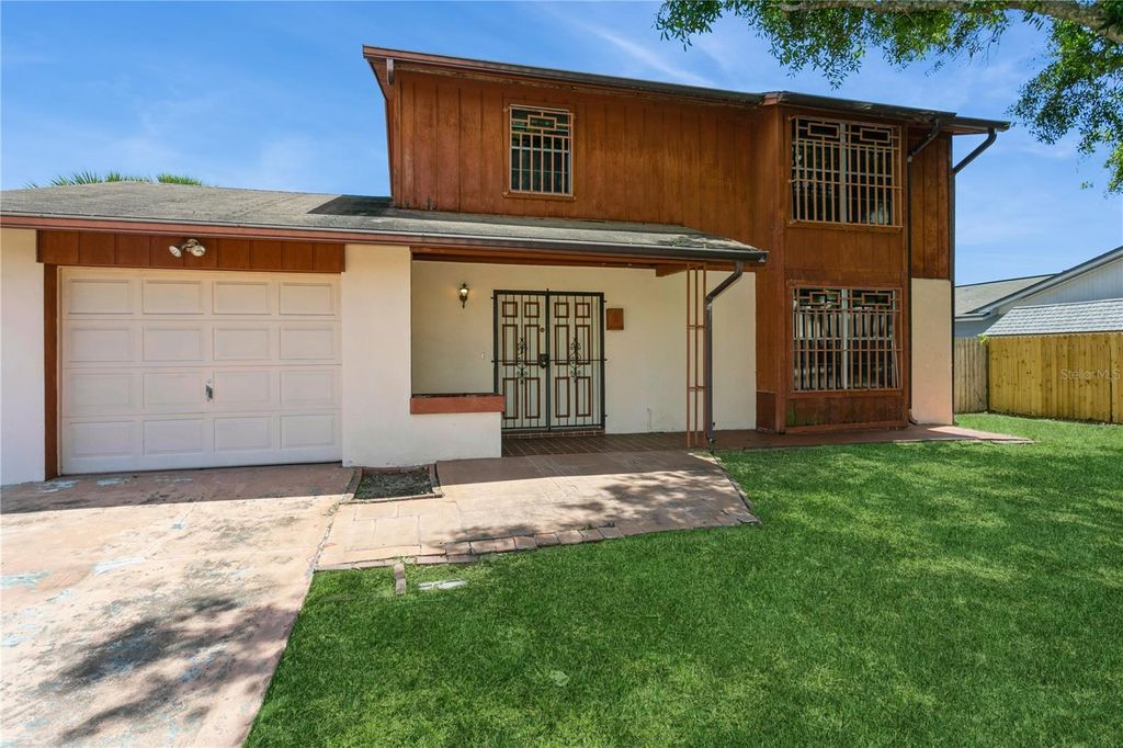 Photo of 7317 W Pocahontas Avenue, Tampa, FL 33634 (MLS # TB8386537)