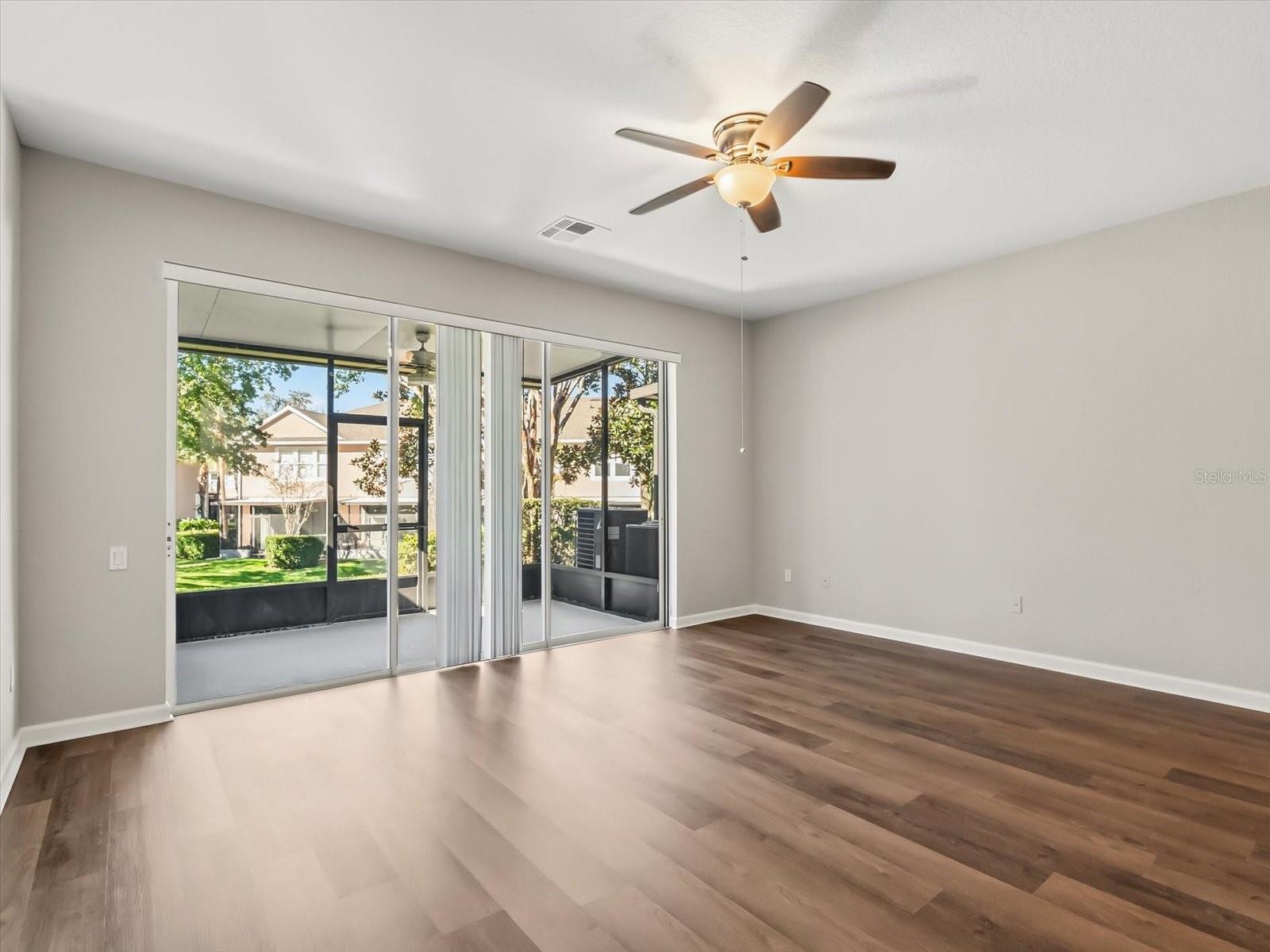 REGENCY OAKS UNIT ONE - Residential