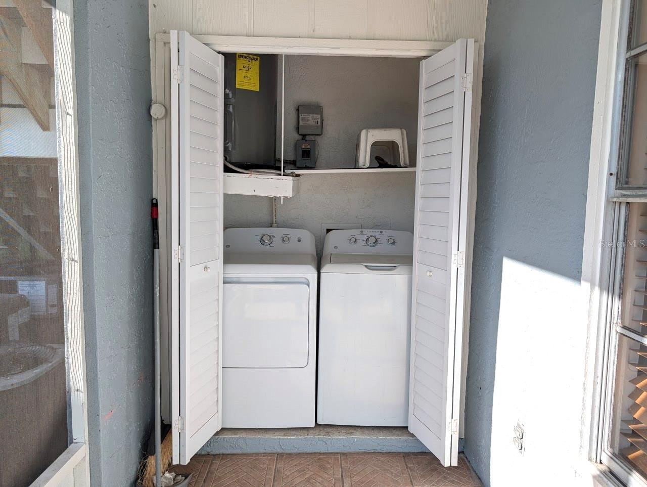 MIRROR LAKE SEC 3 - Residential