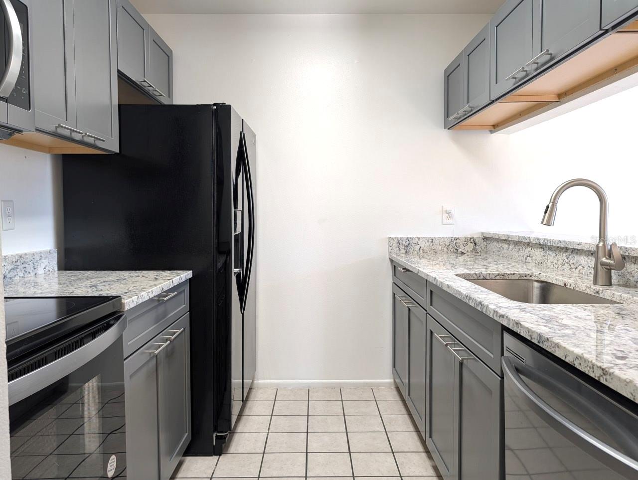 MIRROR LAKE SEC 3 - Residential