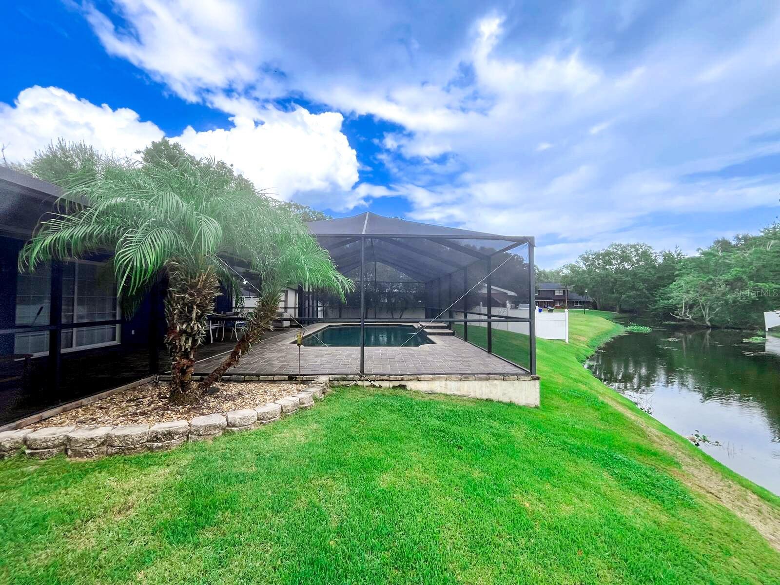 WOODLAKE - Residential Lease