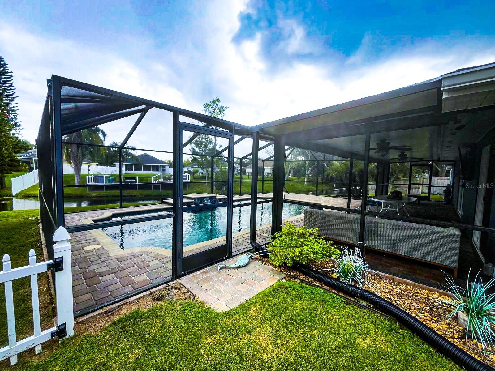 WOODLAKE - Residential Lease