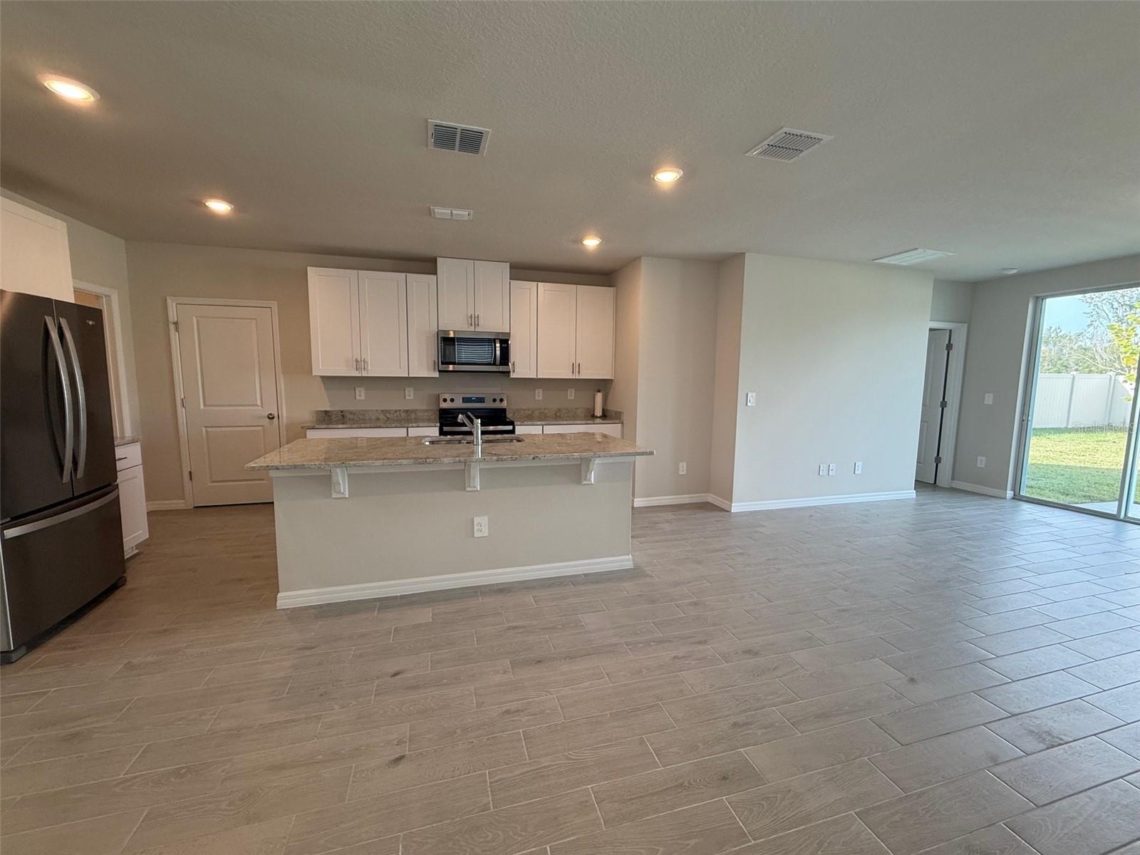 PARK EAST - Residential Lease