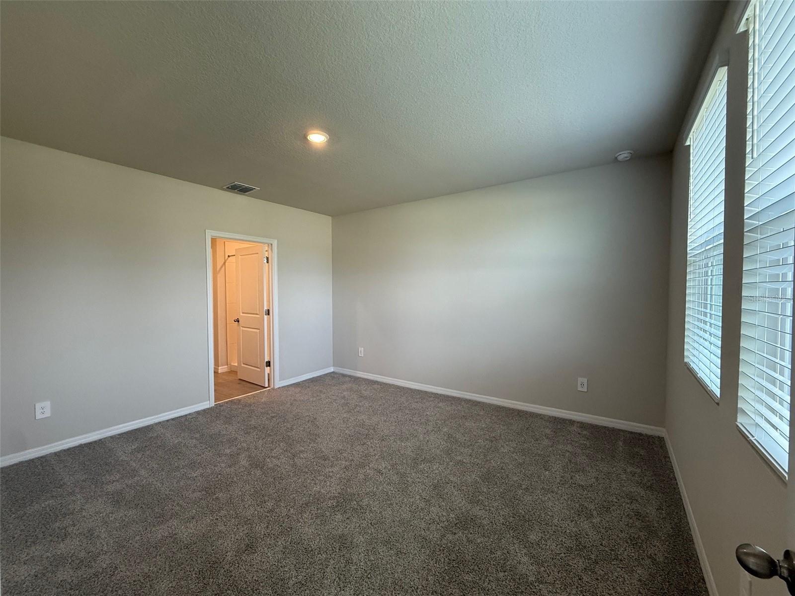 PARK EAST - Residential Lease