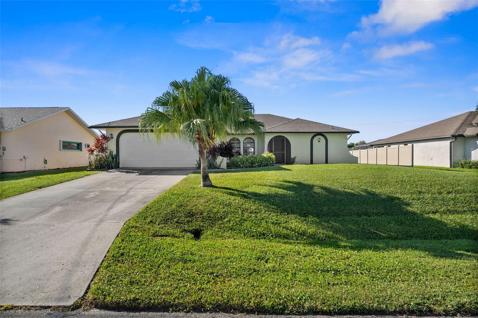 CAPE CORAL - Residential