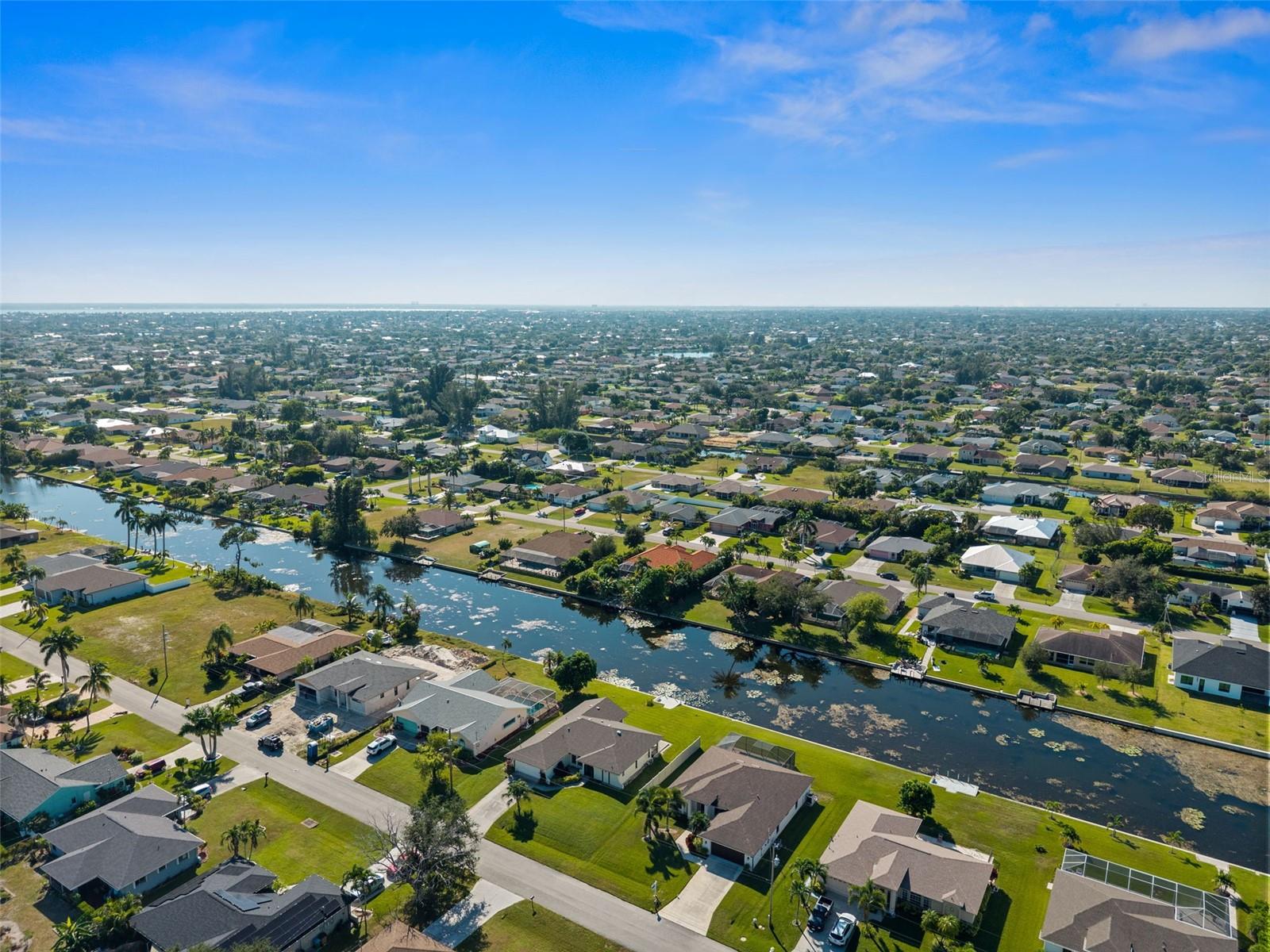 CAPE CORAL - Residential