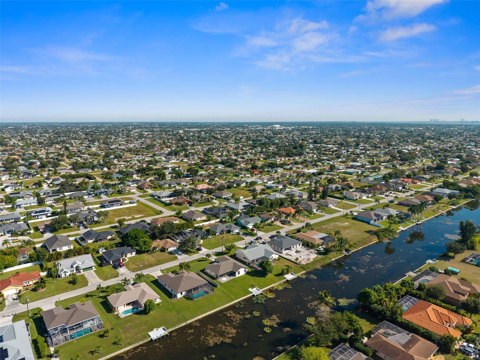 CAPE CORAL - Residential