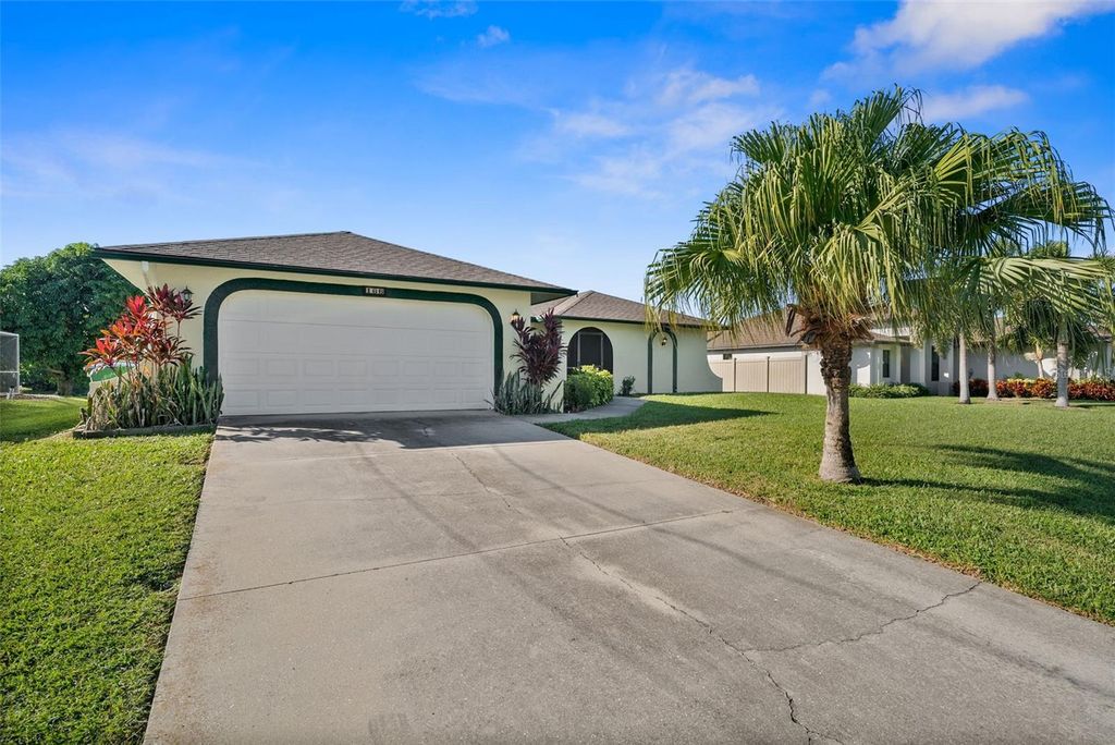 Photo of 166 SE 20th Street, Cape Coral, FL 33990 (MLS # C7516652)