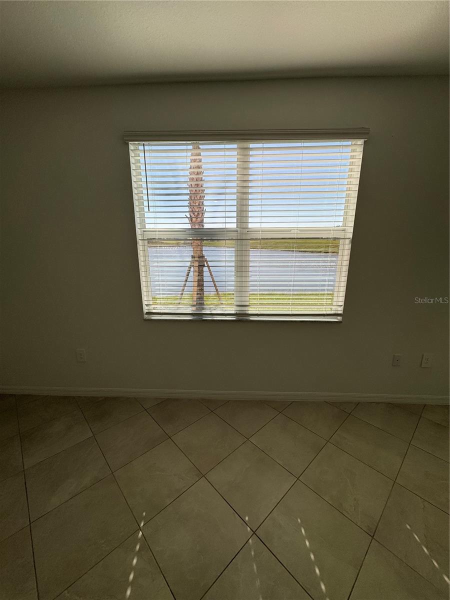 CALUSA COUNTRY CLUB - Residential Lease