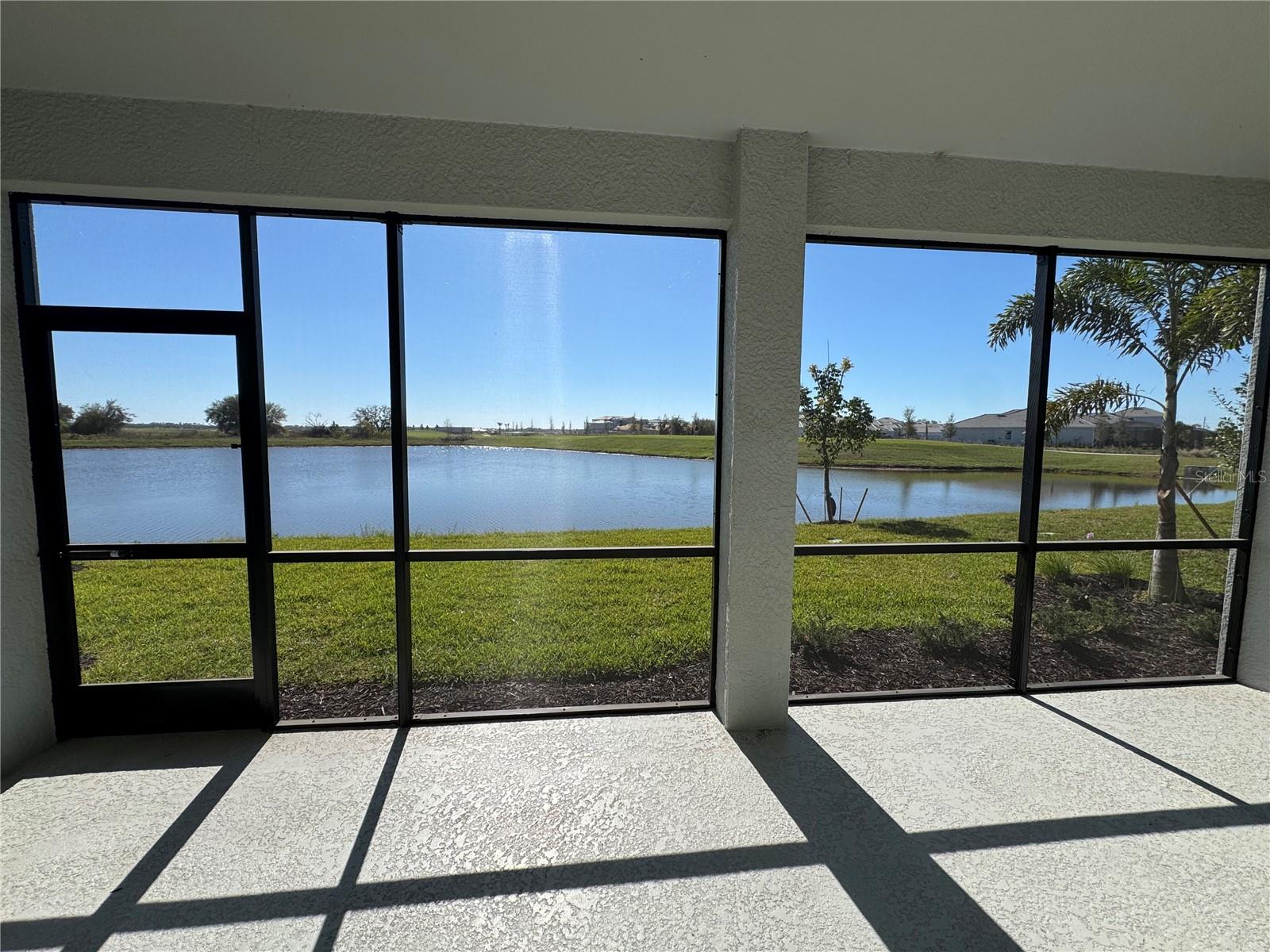 CALUSA COUNTRY CLUB - Residential Lease
