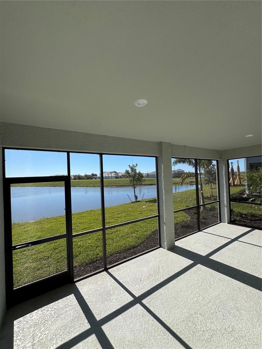 CALUSA COUNTRY CLUB - Residential Lease