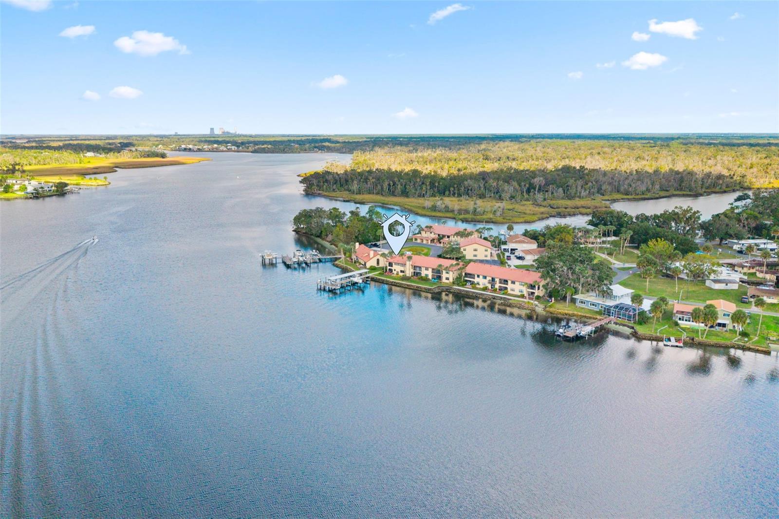 CRYSTAL ISLE UNREC - Residential