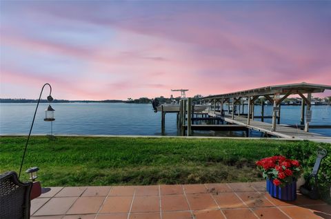 Photo of 371 NW 14th Place, Crystal River, FL 34428 (MLS # OM712039) Photo of 371 NW 14th Place, Crystal River, FL 34428 (MLS # OM712039)