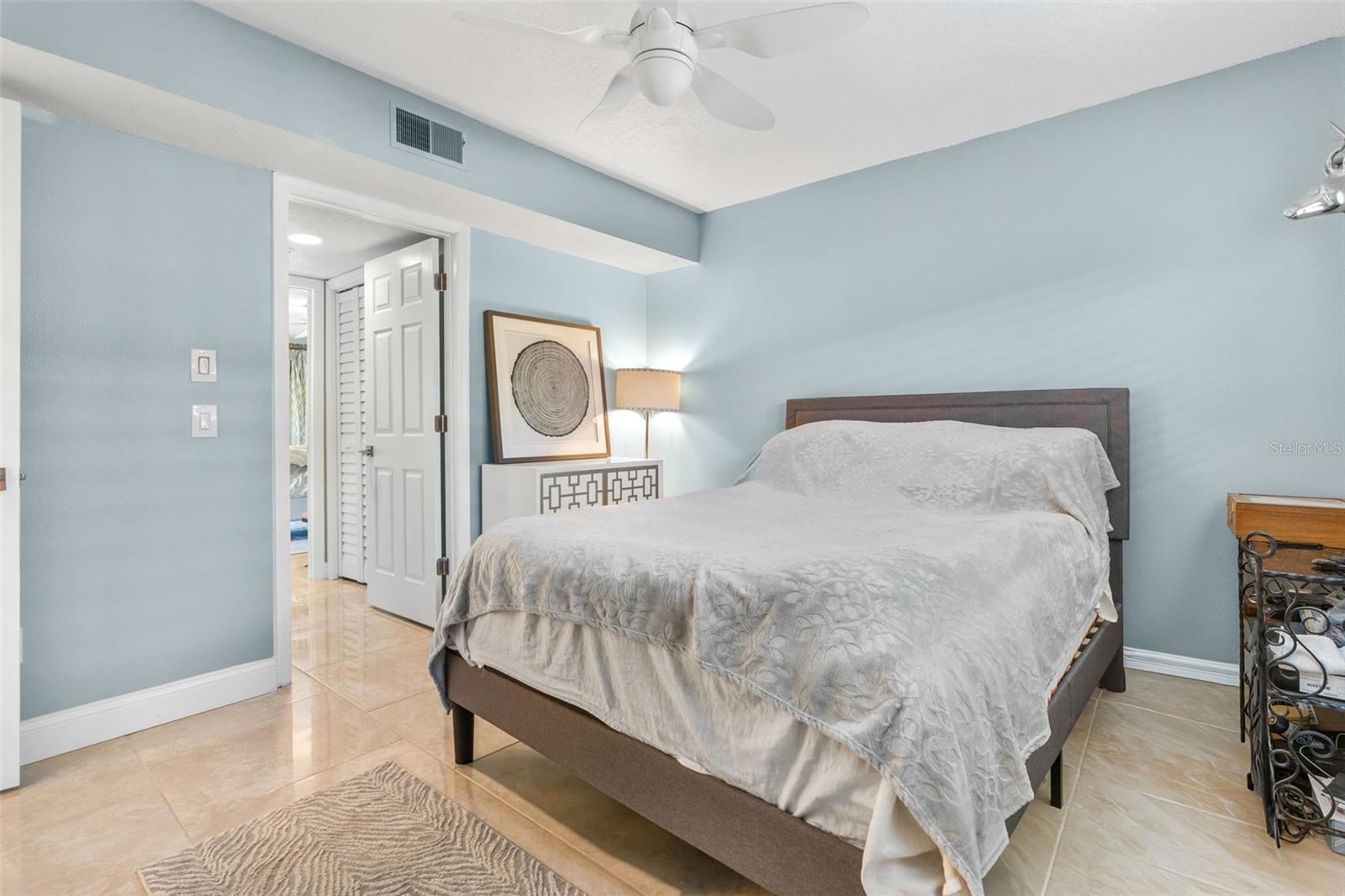 CRYSTAL ISLE UNREC - Residential